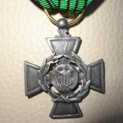 M&eacute;daille croix de guerre du L&eacute;gionnaire avec ruban