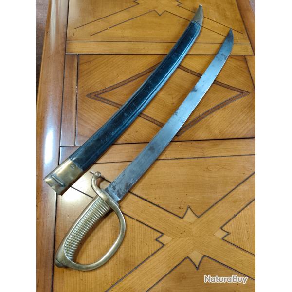 Sabre briquet fabrication  PradierTr�s bel �tat avec �tui.Id�al piece finale de collection