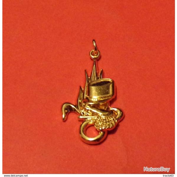 LEGION :�PENDENTIF POUR CHAINETTE�DE LA LEGION ETRANGERE� ,�� ETAT NEUF VOIR PHOTO . POUR TOUT RENSE