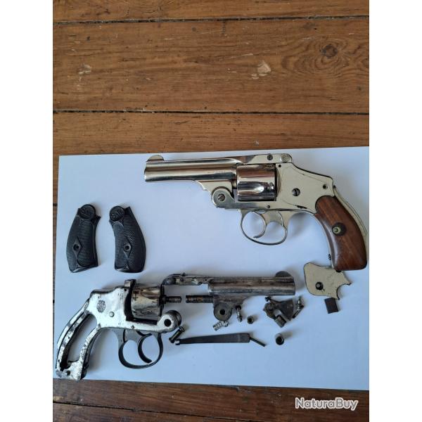 Smith & Wesson Safety Hammerless 38SW  (manque percuteur) et �pave Smith & Wesson Safety Hammer 32SW