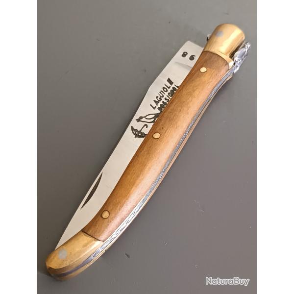 ANCIEN COUTEAU LAGUIOLE, ROSSIGNOL PARAPLUIE � L'�PREUVE, THIERS, XX�me, manche BOIS, guilloch�