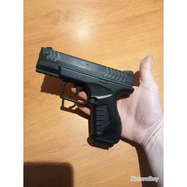 Pistolet Umarex XBG, 4.5mm CO2