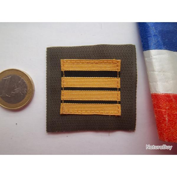 grade galon insigne militaire commandant