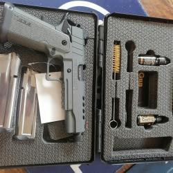 PISTOLET TISAS 2011 DOUBLE STACK NIGHT STALKER CAL. 9X19 OPTIC READY