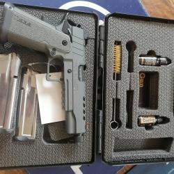 PISTOLET TISAS 2011 DOUBLE STACK NIGHT STALKER CAL. 9X19 OPTIC READY