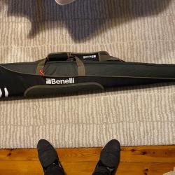 Housse Benelli 140 cm