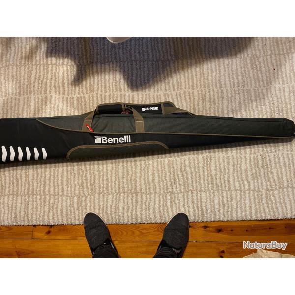 Housse Benelli 140 cm