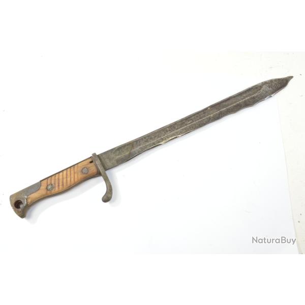 Baionnette Mauser 98-05 Allemande WW1, mauvais �tat, lame modifi�e, pas de bouton poussoir