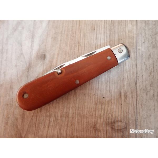 Couteau multifonction en dotation Arm�e Suisse - Elsener Schwyz. Mod�le de 1942