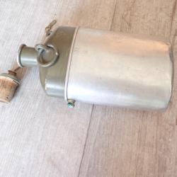 1935 Gourde + quart de l'arm&eacute;e Suisse. Femme nue grav&eacute;e : artisanat de tranch&eacute;e