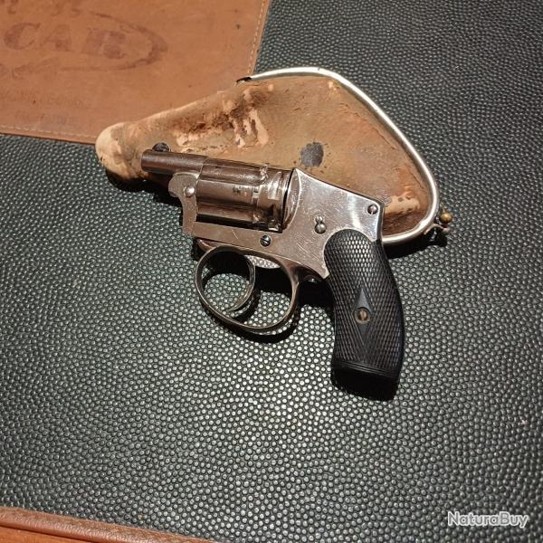 REVOLVER VELODOG CAL 6MM CAT D