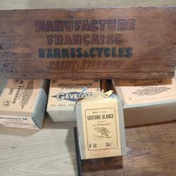 Boite bois Manufrance rechargement 12/16 avec carton gevelot bourre