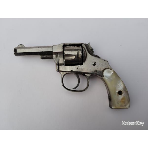Revolver Hopkins & Allen XL.8 cal 32 centrale