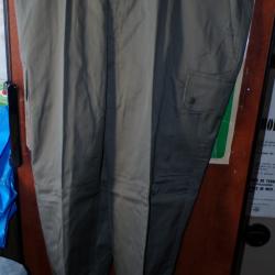 PANTALON DE L'ARMEE FRANCAISE SANS TAMPON DE LA PERIODE DE 1993 , TAILLE 54 EN TAILLE CIVILE SOIT 10