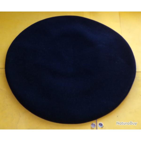 BERET " TARTE " DES CHASSEURS ALPINS DE L' ARMEE DE TERRE  FRANCAISE DE 1965 , TAILLE 55 FABRICATION