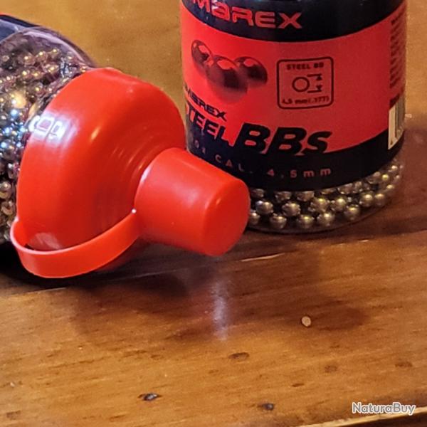 Deux lots de 1500 billes d'acier UMAREX de calibre 4,5 mm pour airgun avec bec verseur