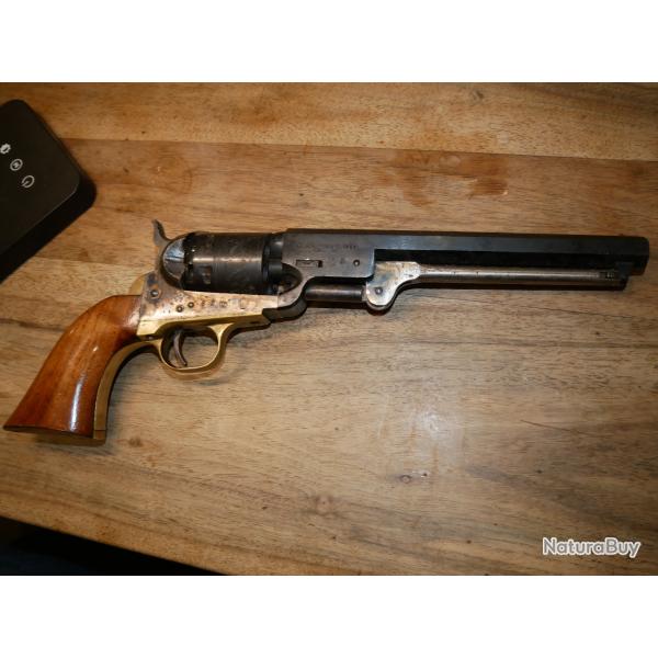 Revolver UBERTI COLT 1851 Navy en cal 36 � restaurer