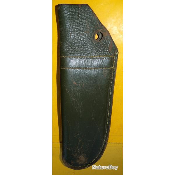ETUI EN CUIR POUR PROTECTION EMBOUCHURE DU FUSIL DE L'ARMEE DE TERRE DE L'ARMEE FRANCAISE,  PERIODE