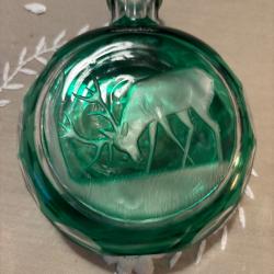 Magnifique flasque en cristal de Saint Louis,sc&egrave;ne de chasse.