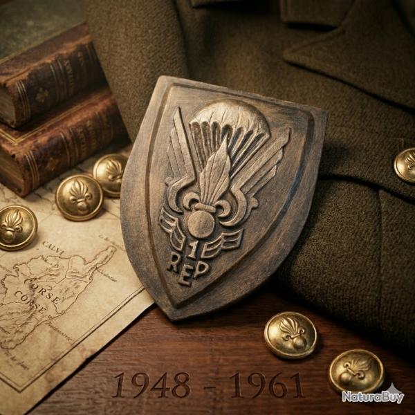 Blason d�coratif du premier r�giment �tranger parachutistes ( 14x11 cm )