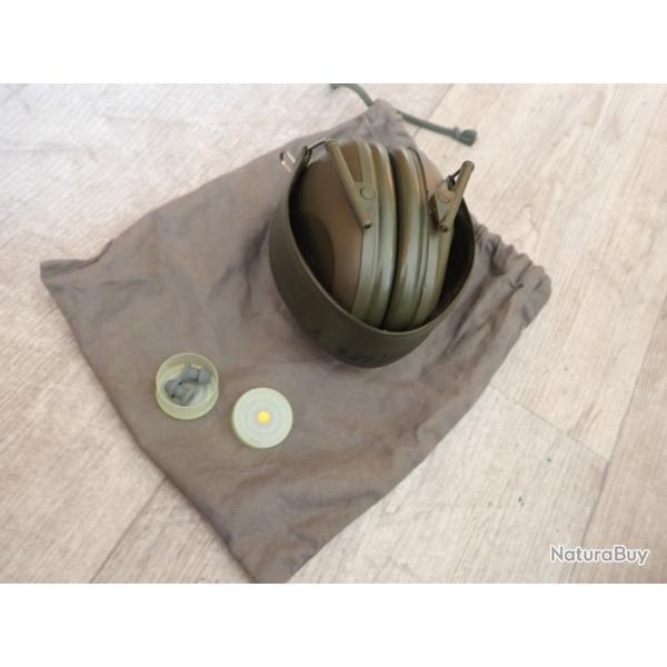 CASQUE ANTI-BRUIT DE L'ARMEE SUISSE avec sa pochette + bouchons dans leur boite