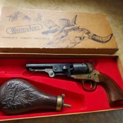 revolver cal 36 Navy 1851 marine +poire poudre noire patin&eacute; cowboy far west  Italie COM  AF1980