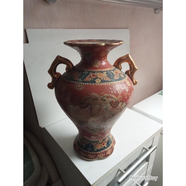 vase satsuma XIX�me hauteur 31,5 cm x 24 cm