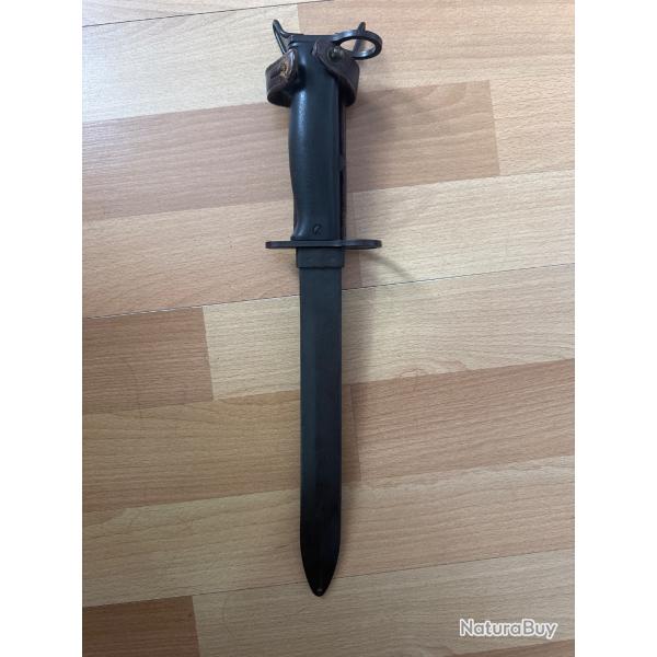 Ba�onnette FAMAS arm�e fran�aise ann�es 81/82