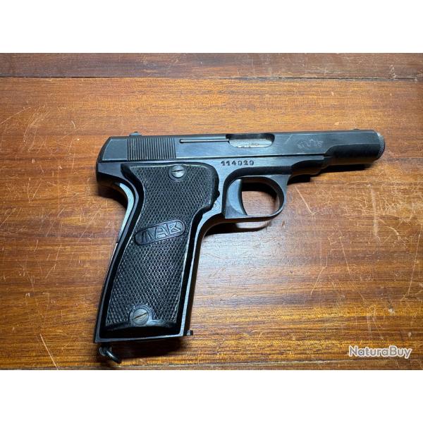 Pistolet MAB D cal 7.65