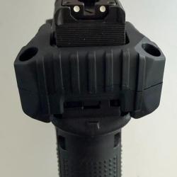 Racker Glock 17, 19, 45, ... dispositif d'aide &agrave; la manipulation de la culasse.
