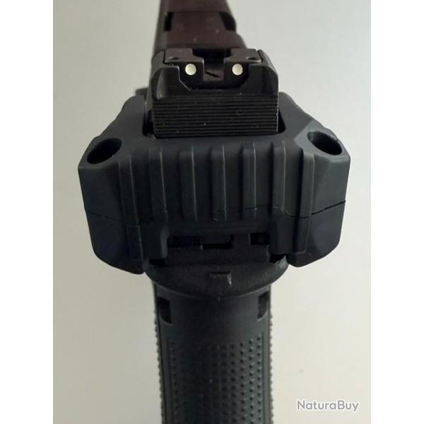 Racker Glock 17, 19, 45, ... dispositif d'aide � la manipulation de la culasse.