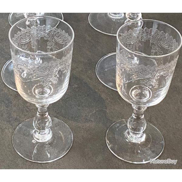 2 verres � Porto ou liqueurs cristal fa�on Saint Louis