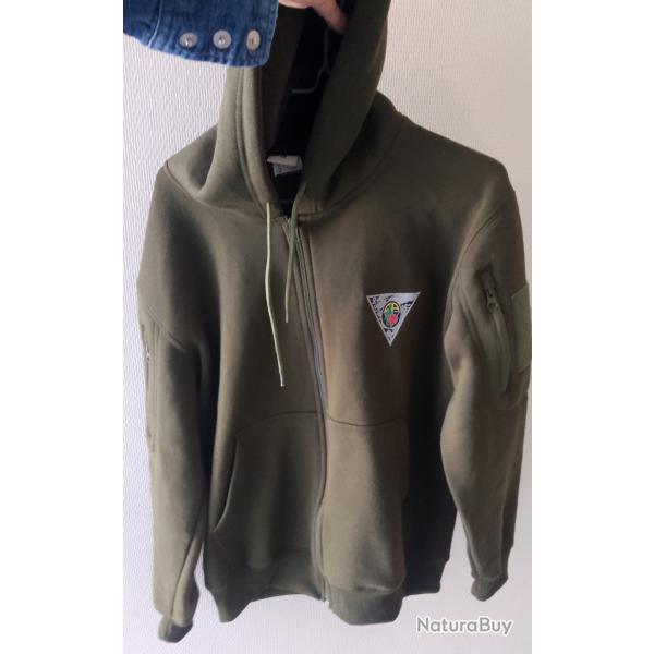 VESTE A CAPUCHE 2e REP "LA GRANDE BLEUE"