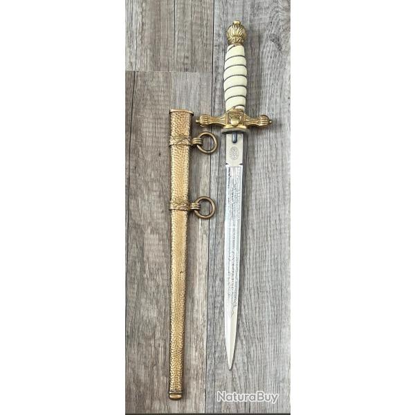 Poignard d'officier de la marine imp�riale par E & F Horster.