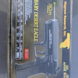 Baby desert eagle CO2