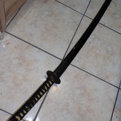 KATANA JAPONAIS (r&eacute;plique ancienne)