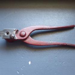 Rare moule &agrave; balles BGI d'&eacute;poque XIX&deg; en calibre 32 SW