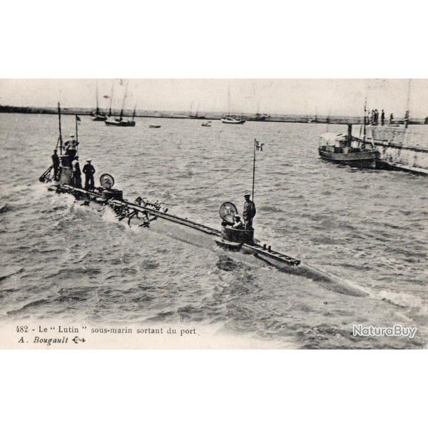 Carte Postale - Sous-Marin le "Lutin" sortant du Port -N�7681