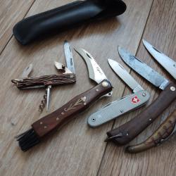 Lot de 5 couteaux collections ou pour cadeaux