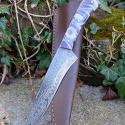 Skinner Couteau de Rando Cuisine Damas Lame 256 Couches Manche R&eacute;sine Fab Artisanale Etui SimiliCuir