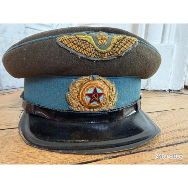 Casquette d'un officier de l'Arm�e de l'air de l'URSS (VVS), mod�le de parade ou de sortie vers 1950