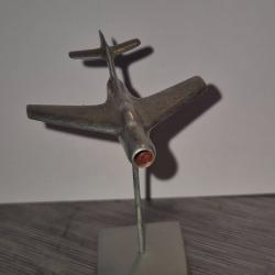 Avion miniature