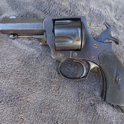 R&eacute;volver  THE TERRIFIC en 450.