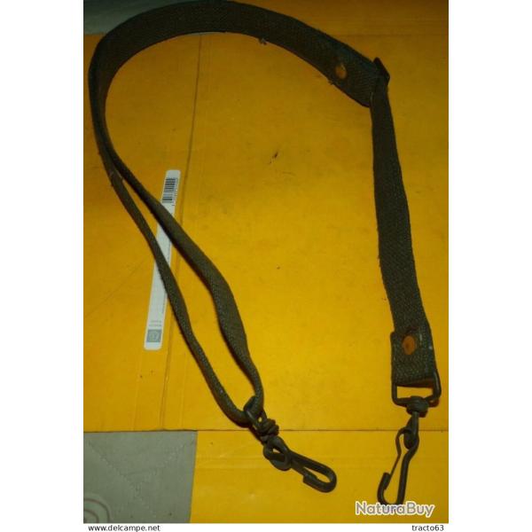 BRETELLE EN TOILE POUR P.M� MAT 49 , LA BRETELLE EN TOILE ETAIT PLUTOT RESERVE AUX PARACHUTISTES� ,