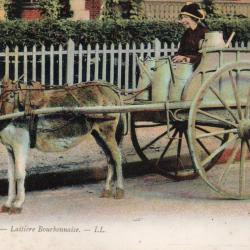 Carte postale ancienne de Vichy - Laiti&egrave;re Bourbonnaise -N&deg;7693