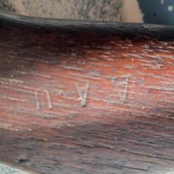 Vendredi crosse usm1 sans longuesse voir photos marquage sur le bois tr&egrave;s bon etat