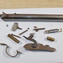 Pi&egrave;ce d&eacute;tach&eacute; pour pistolet / revolver poudre noir Spain 12mm  Cal 36 ?  restauration (24)