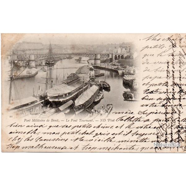 Carte Postale Port Militaire de Brest -N�7710
