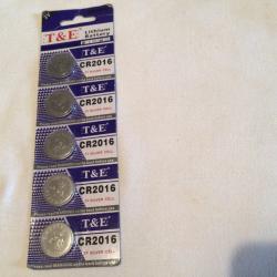 LOT DE 5 PILES  LITHIUM  C R  2016