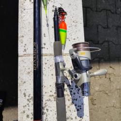 Lot de 2 cannes &agrave; p&ecirc;che